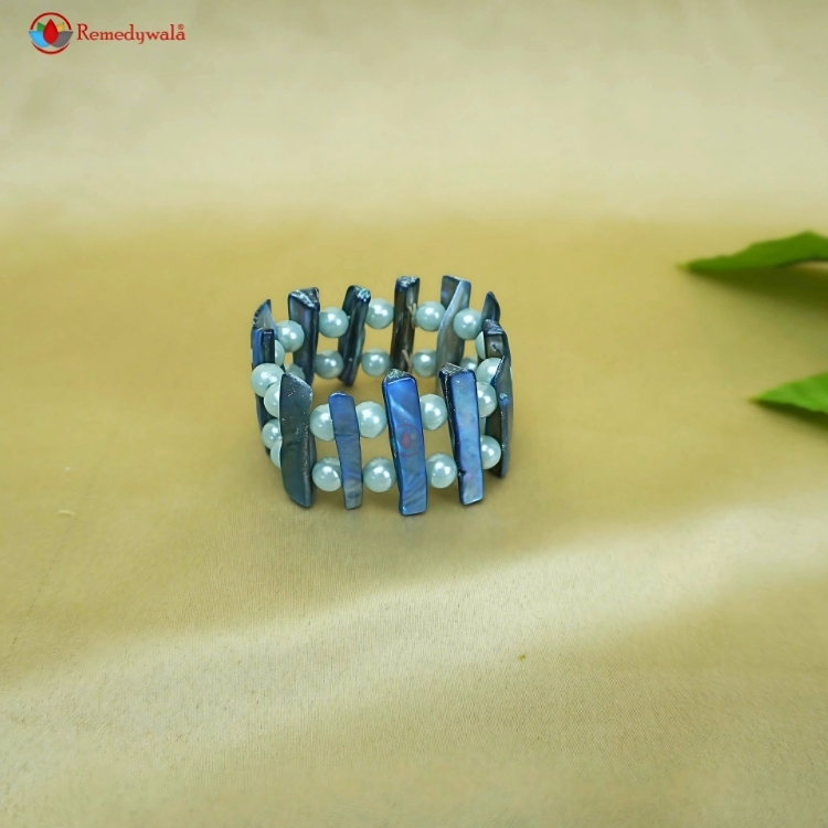 Dyed Mother of Pearl Chunky Bright Blue Bracelet - Image 3