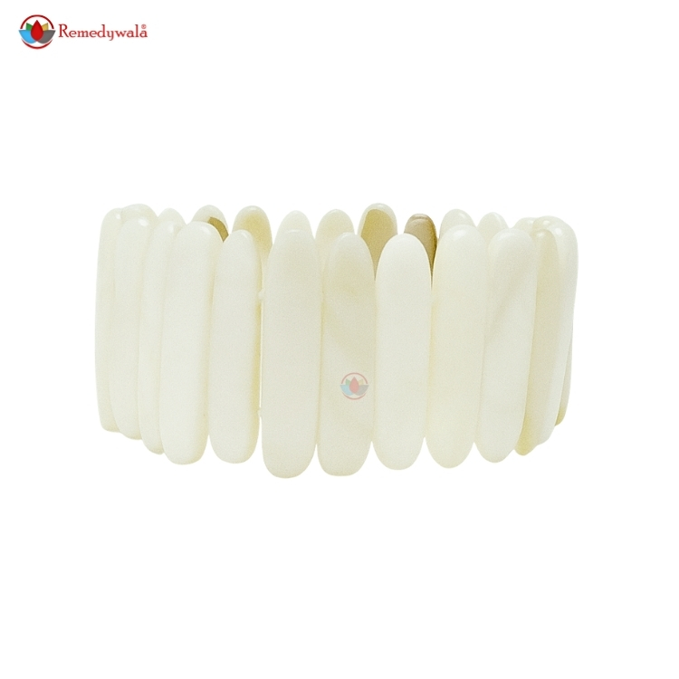 White Mother of Pearl Elastic Bracelet - Image 5